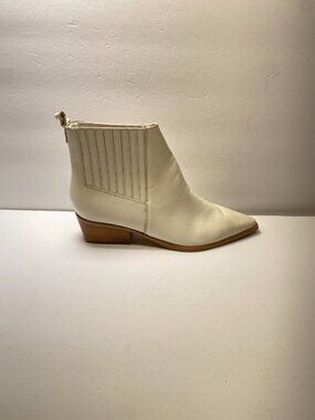 Marc Fisher LTD Women's Ivory Leather Yarita Pointed Toe Bootie Sz 10